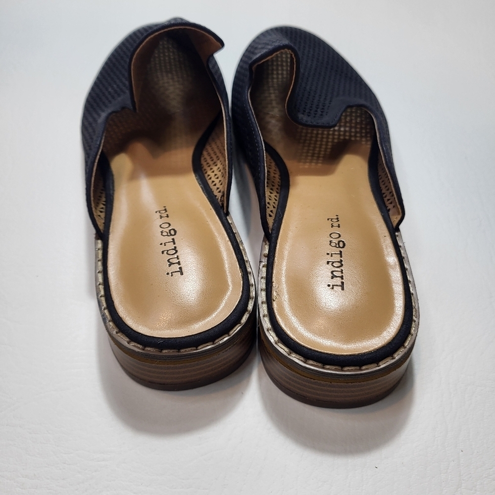 Indigo Rd Black Slip On Perforated Mules Flats New Without Box Size 7 - Picture 5 of 7